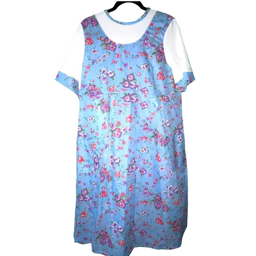 Open back dress with pockets (Sz Med) for seniors,patients, or disabled adults